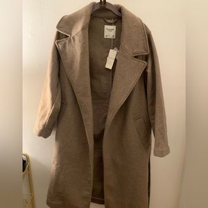 Abercrombie and Fitch wool blend belted blanket coat